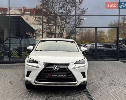 Білий Лексус НХ, об'ємом двигуна 1.99 л та пробігом 66 тис. км за 32900 $, фото 1 на Automoto.ua