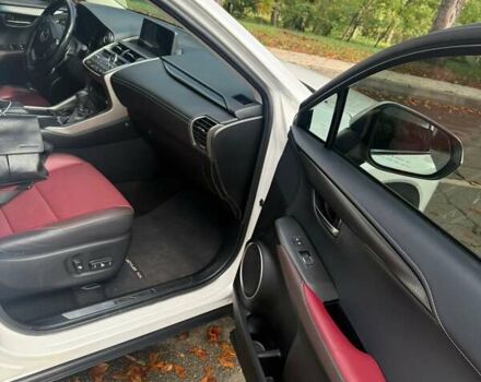 Белый Лексус НХ, объемом двигателя 2 л и пробегом 233 тыс. км за 22000 $, фото 12 на Automoto.ua