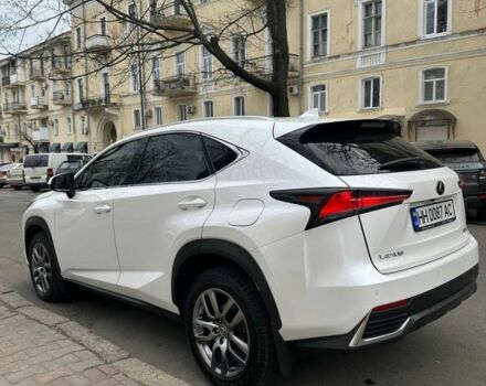 Белый Лексус НХ, объемом двигателя 2 л и пробегом 57 тыс. км за 34999 $, фото 4 на Automoto.ua