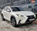 Белый Лексус НХ, объемом двигателя 2.5 л и пробегом 105 тыс. км за 29999 $, фото 1 на Automoto.ua