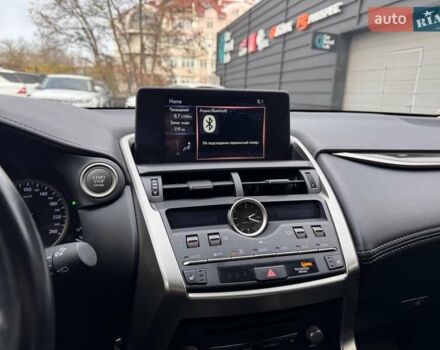 Білий Лексус НХ, об'ємом двигуна 1.99 л та пробігом 66 тис. км за 32900 $, фото 19 на Automoto.ua