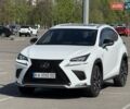 Белый Лексус НХ, объемом двигателя 2 л и пробегом 40 тыс. км за 31999 $, фото 1 на Automoto.ua