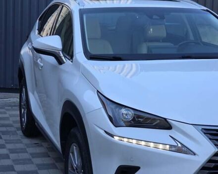 Білий Лексус НХ, об'ємом двигуна 2 л та пробігом 85 тис. км за 22900 $, фото 7 на Automoto.ua