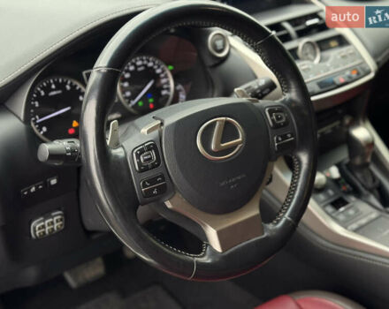 Белый Лексус НХ, объемом двигателя 2 л и пробегом 111 тыс. км за 29900 $, фото 9 на Automoto.ua