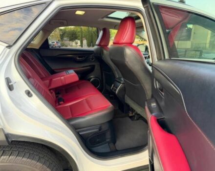 Білий Лексус НХ, об'ємом двигуна 2.5 л та пробігом 40 тис. км за 16000 $, фото 7 на Automoto.ua