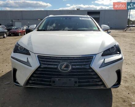Білий Лексус НХ, об'ємом двигуна 2 л та пробігом 76 тис. км за 8700 $, фото 4 на Automoto.ua