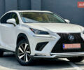 Белый Лексус НХ, объемом двигателя 2.49 л и пробегом 101 тыс. км за 27777 $, фото 1 на Automoto.ua