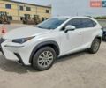 Білий Лексус НХ, об'ємом двигуна 2 л та пробігом 127 тис. км за 7100 $, фото 1 на Automoto.ua