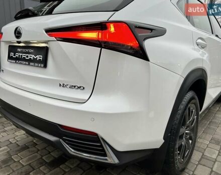 Белый Лексус НХ, объемом двигателя 1.99 л и пробегом 63 тыс. км за 30900 $, фото 39 на Automoto.ua