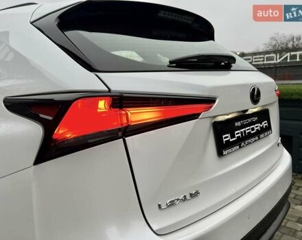 Белый Лексус НХ, объемом двигателя 1.99 л и пробегом 63 тыс. км за 30900 $, фото 34 на Automoto.ua