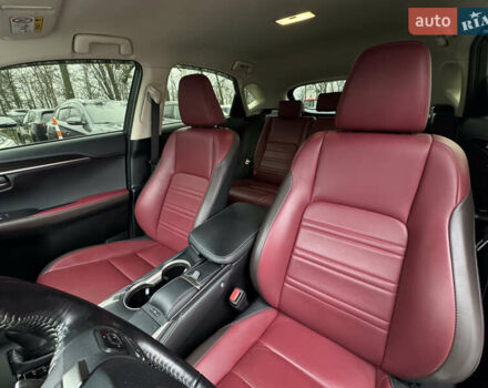 Белый Лексус НХ, объемом двигателя 2 л и пробегом 111 тыс. км за 29900 $, фото 8 на Automoto.ua