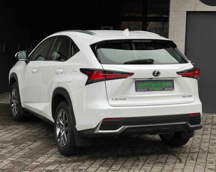 Білий Лексус НХ, об'ємом двигуна 2 л та пробігом 67 тис. км за 28900 $, фото 8 на Automoto.ua