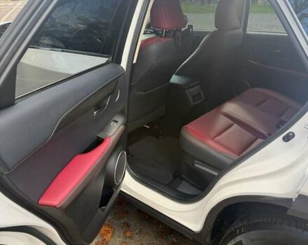 Белый Лексус НХ, объемом двигателя 2 л и пробегом 233 тыс. км за 22000 $, фото 15 на Automoto.ua