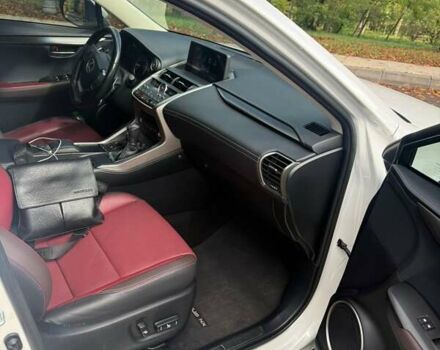 Белый Лексус НХ, объемом двигателя 2 л и пробегом 233 тыс. км за 22000 $, фото 13 на Automoto.ua