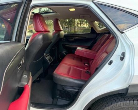 Білий Лексус НХ, об'ємом двигуна 2.5 л та пробігом 40 тис. км за 16000 $, фото 8 на Automoto.ua