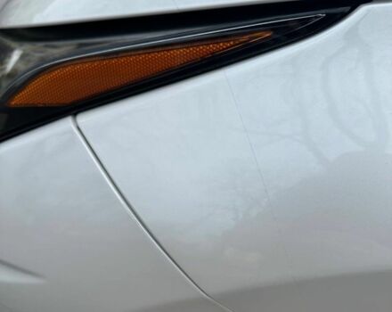 Белый Лексус НХ, объемом двигателя 2 л и пробегом 57 тыс. км за 34999 $, фото 5 на Automoto.ua