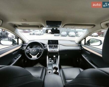 Білий Лексус НХ, об'ємом двигуна 1.99 л та пробігом 154 тис. км за 27601 $, фото 13 на Automoto.ua