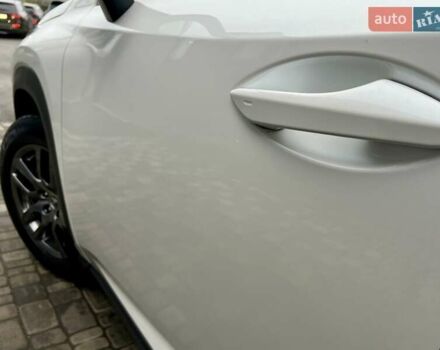 Белый Лексус НХ, объемом двигателя 1.99 л и пробегом 63 тыс. км за 30900 $, фото 78 на Automoto.ua