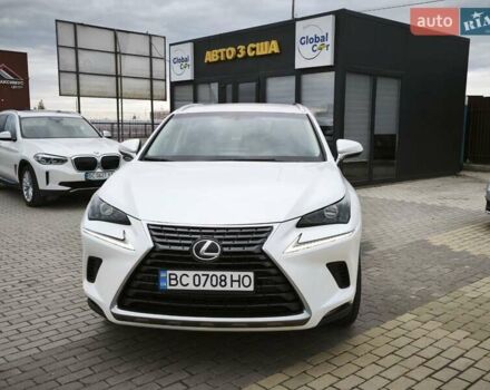 Білий Лексус НХ, об'ємом двигуна 1.99 л та пробігом 154 тис. км за 27601 $, фото 2 на Automoto.ua