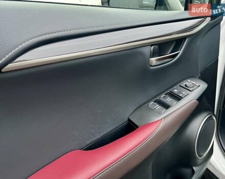 Белый Лексус НХ, объемом двигателя 1.99 л и пробегом 63 тыс. км за 30900 $, фото 16 на Automoto.ua