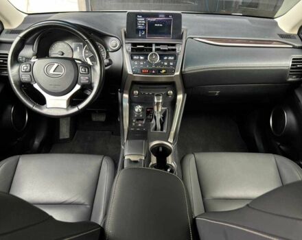 Білий Лексус НХ, об'ємом двигуна 2 л та пробігом 67 тис. км за 28900 $, фото 13 на Automoto.ua