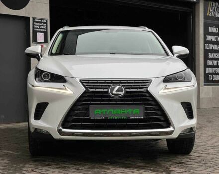 Білий Лексус НХ, об'ємом двигуна 2 л та пробігом 67 тис. км за 28900 $, фото 2 на Automoto.ua