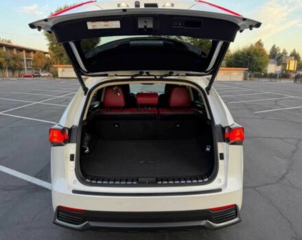 Білий Лексус НХ, об'ємом двигуна 2.5 л та пробігом 40 тис. км за 16000 $, фото 9 на Automoto.ua