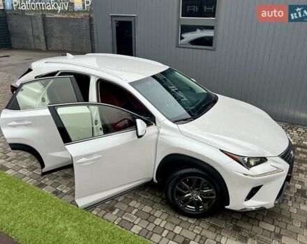 Белый Лексус НХ, объемом двигателя 1.99 л и пробегом 63 тыс. км за 30900 $, фото 91 на Automoto.ua