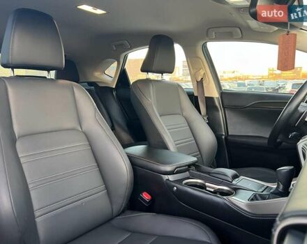 Белый Лексус НХ, объемом двигателя 2 л и пробегом 97 тыс. км за 31690 $, фото 39 на Automoto.ua