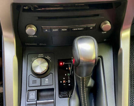 Білий Лексус НХ, об'ємом двигуна 2 л та пробігом 70 тис. км за 25900 $, фото 9 на Automoto.ua