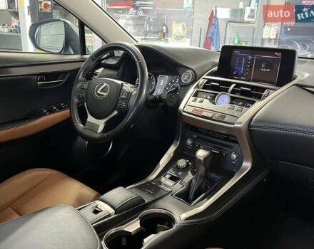 Білий Лексус НХ, об'ємом двигуна 2 л та пробігом 73 тис. км за 27000 $, фото 20 на Automoto.ua