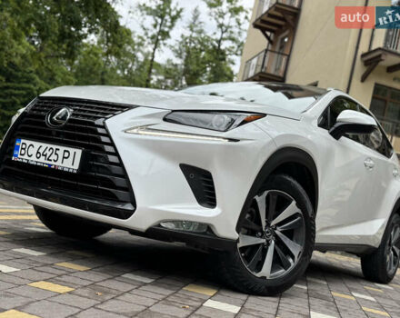 Лексус НХ 2019 в Трускавце на Automoto.ua Белый Лексус НХ, объемом двигателя 2 л и пробегом 33 тыс. км за 28950 $, фото 9 на Automoto.ua