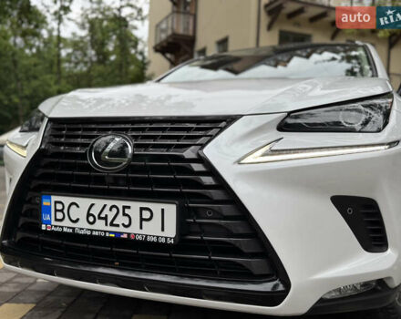 Лексус НХ 2019 в Трускавце на Automoto.ua Белый Лексус НХ, объемом двигателя 2 л и пробегом 33 тыс. км за 28950 $, фото 91 на Automoto.ua