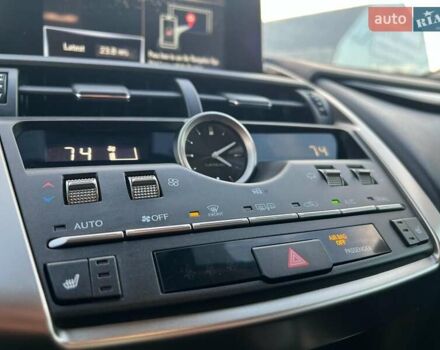 Белый Лексус НХ, объемом двигателя 2 л и пробегом 97 тыс. км за 31690 $, фото 22 на Automoto.ua