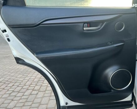 Білий Лексус НХ, об'ємом двигуна 2 л та пробігом 97 тис. км за 31250 $, фото 25 на Automoto.ua