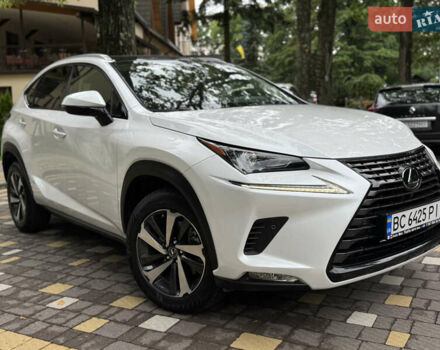 Лексус НХ 2019 в Трускавце на Automoto.ua Белый Лексус НХ, объемом двигателя 2 л и пробегом 33 тыс. км за 28950 $, фото 86 на Automoto.ua