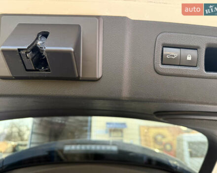 Белый Лексус НХ, объемом двигателя 2.49 л и пробегом 149 тыс. км за 29900 $, фото 6 на Automoto.ua