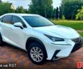 Белый Лексус НХ, объемом двигателя 2 л и пробегом 140 тыс. км за 32000 $, фото 1 на Automoto.ua