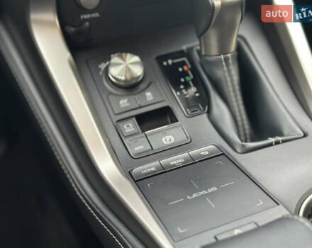 Білий Лексус НХ, об'ємом двигуна 2.5 л та пробігом 58 тис. км за 38900 $, фото 29 на Automoto.ua