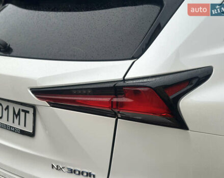 Білий Лексус НХ, об'ємом двигуна 2.5 л та пробігом 58 тис. км за 38900 $, фото 17 на Automoto.ua