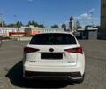 Білий Лексус НХ, об'ємом двигуна 1.99 л та пробігом 72 тис. км за 34000 $, фото 5 на Automoto.ua