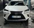 Белый Лексус НХ, объемом двигателя 2 л и пробегом 76 тыс. км за 38000 $, фото 1 на Automoto.ua