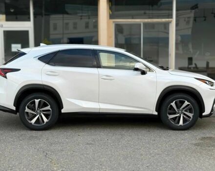 Белый Лексус НХ, объемом двигателя 2.5 л и пробегом 45 тыс. км за 17000 $, фото 5 на Automoto.ua
