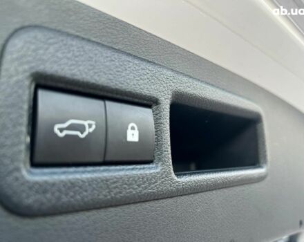 Білий Лексус НХ, об'ємом двигуна 2 л та пробігом 97 тис. км за 31250 $, фото 29 на Automoto.ua