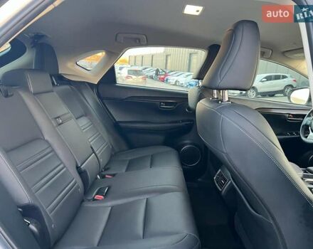 Белый Лексус НХ, объемом двигателя 2 л и пробегом 97 тыс. км за 31690 $, фото 32 на Automoto.ua