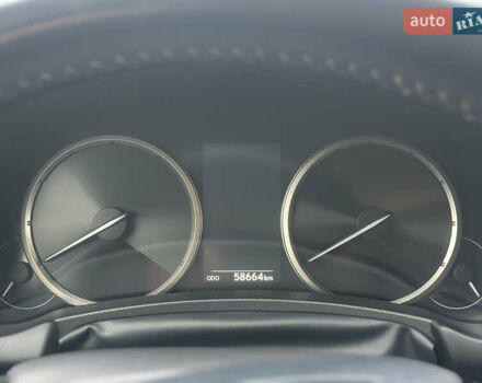 Білий Лексус НХ, об'ємом двигуна 2.5 л та пробігом 58 тис. км за 38900 $, фото 31 на Automoto.ua