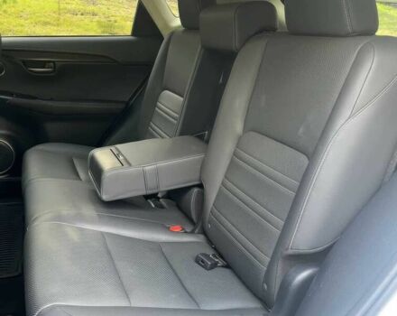 Белый Лексус НХ, объемом двигателя 2 л и пробегом 39 тыс. км за 17200 $, фото 12 на Automoto.ua