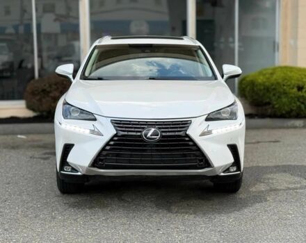 Белый Лексус НХ, объемом двигателя 2.5 л и пробегом 45 тыс. км за 17000 $, фото 1 на Automoto.ua