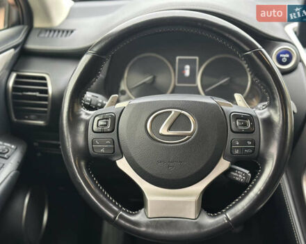 Білий Лексус НХ, об'ємом двигуна 2.5 л та пробігом 58 тис. км за 38900 $, фото 26 на Automoto.ua
