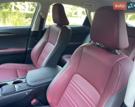 Белый Лексус НХ, объемом двигателя 1.99 л и пробегом 77 тыс. км за 32900 $, фото 31 на Automoto.ua